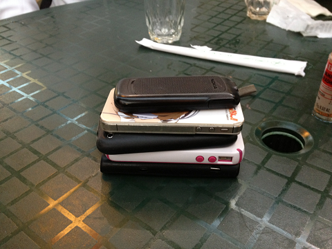 Empilhar os telefones Phone stacking - Brasil