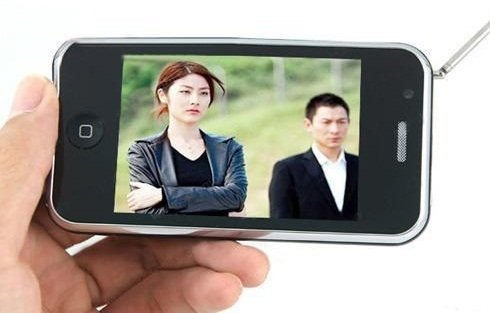 O Hiphone é um xing ling barato. E só isso! Diferença do Hiphone para iPhone